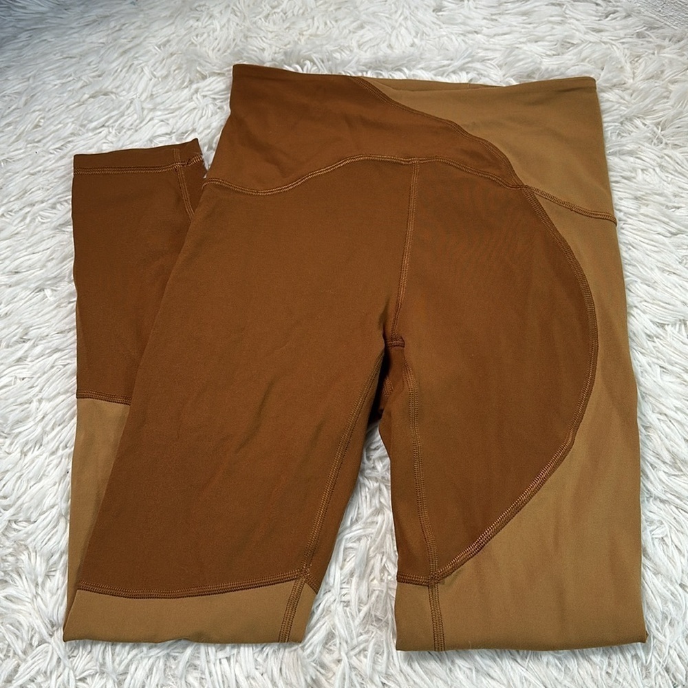 Lululemon Nulu Colour Block High-Rise Tight 25" Copper Brown / Bold Beige